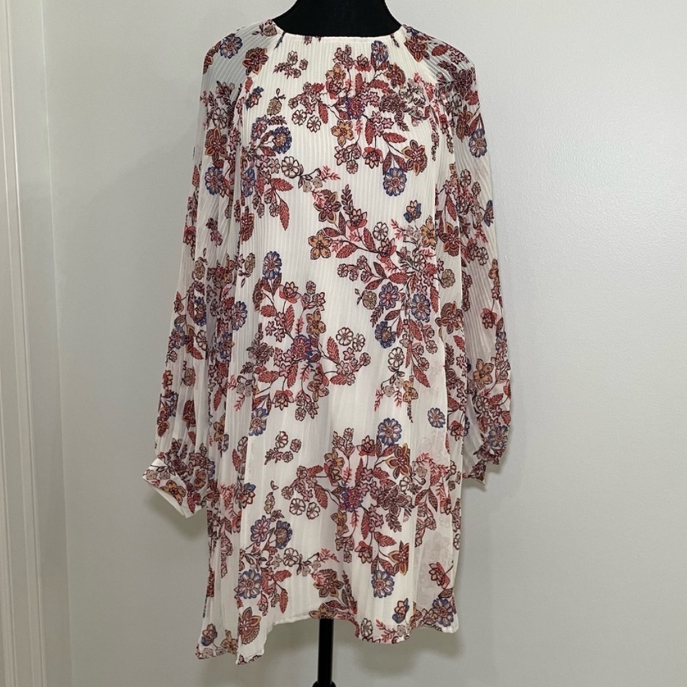 Line +Dot - cream floral accordion pleated long sleeve dress